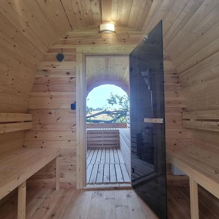 Loft Apartment Mit Grosser Badewanne A Mugeln Экстерьер фото
