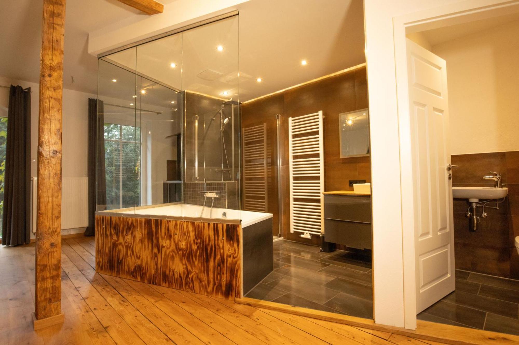 Loft Apartment Mit Grosser Badewanne A Mugeln Экстерьер фото